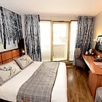 Hotel Confort 13 (adults Only)